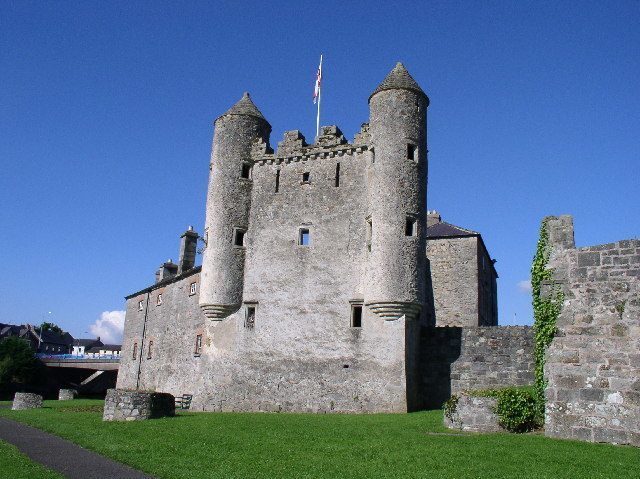 picture of Enniskillen.