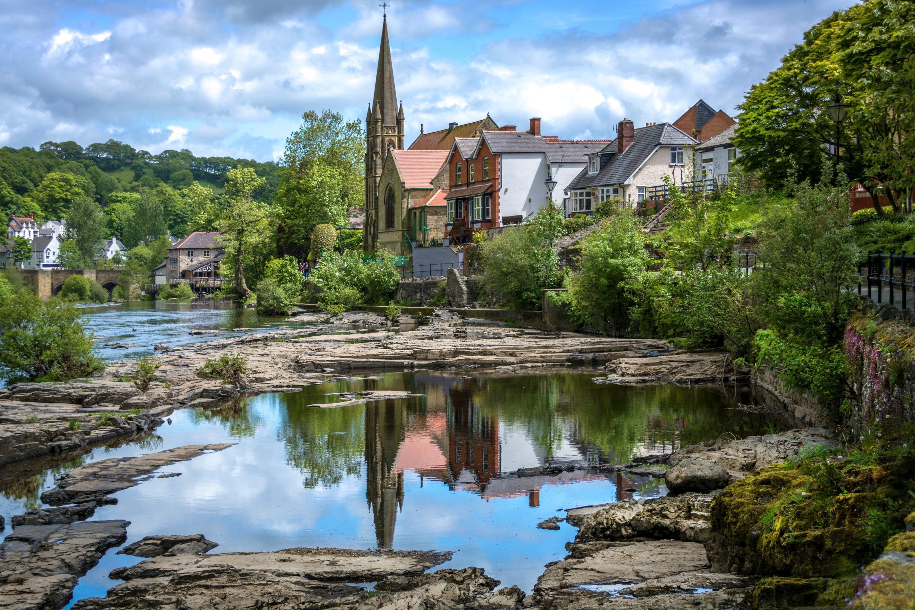 picture of Llangollen.